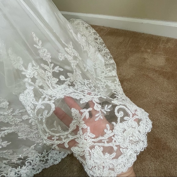 Maggie Sottero wedding dress size 12 - Picture 14 of 15